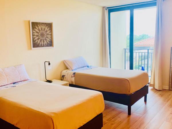The Seagrape, 5460 N Ocean Dr #1d, Riviera Beach, Florida 33404, image 3