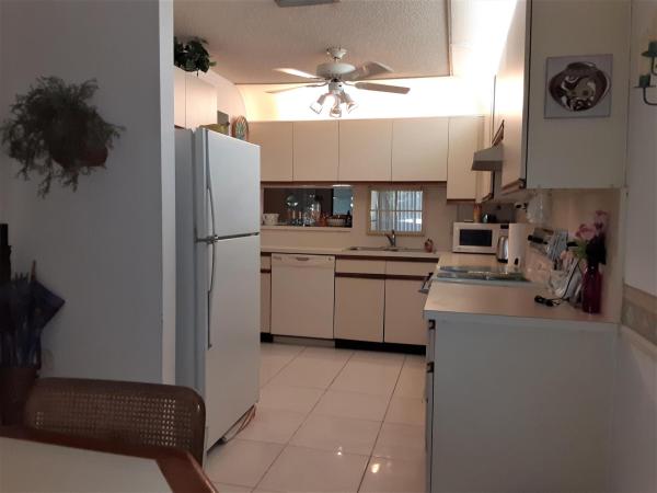 Lakeside Of Banyan Springs, 10137 Mangrove Dr #202, Boynton Beach, Florida 33437, image 3