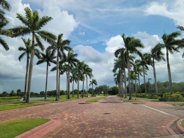 Tesoro Club, 134 SE Mira Lavella, Port St. Lucie, Florida 34984, image 1