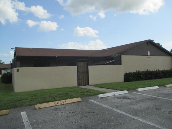 Lake Pine Estates, 4773 Sunny Palms Cir #D, West Palm Beach, Florida 33415, image 2