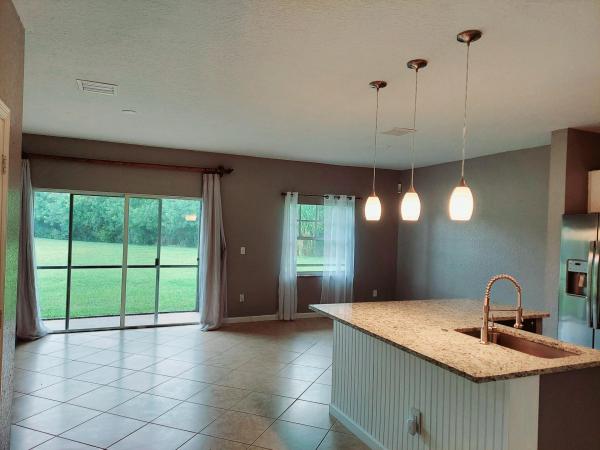 Emerald Lake Townhomes, 4305 Emerald Vis, Lake Worth, Florida 33461, image 3