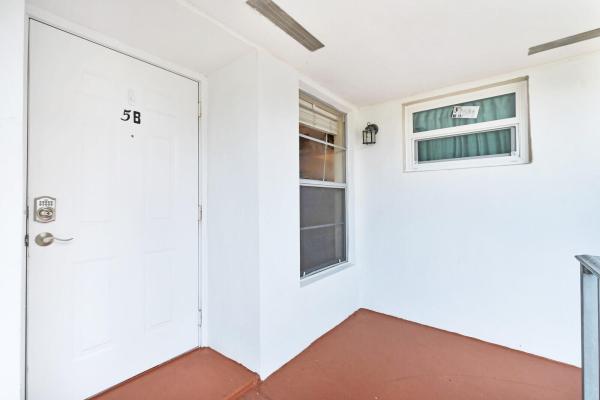 Manson, 10290 N Military Trl #5b, Palm Beach Gardens, Florida 33410, image 3
