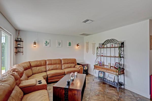 Riverview, 422 SE Lamon Ln, Port St. Lucie, Florida 34983, image 1