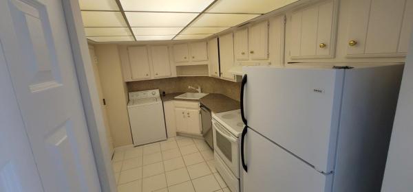 Lincoln Tower, 2400 Presidential Way #202, West Palm Beach, Florida 33401, image 2