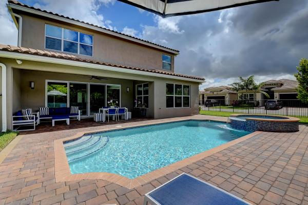 Dakota, 10027 Steamboat Springs Cir, Delray Beach, Florida 33446, image 2