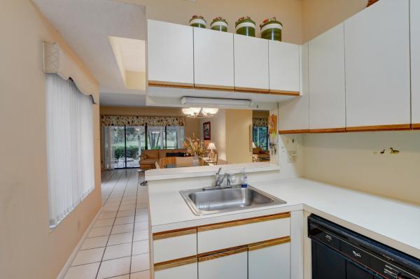 The Lexington Club Villas, 7868 Lexington Club Blvd #A, Delray Beach, Florida 33446, image 1