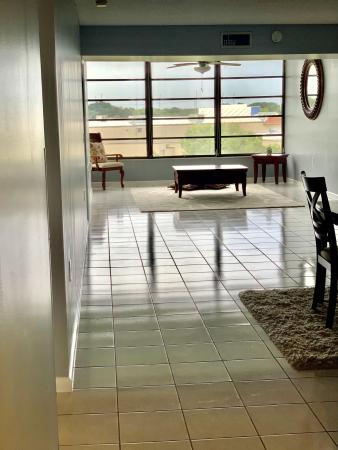 Whitehall Of Pine Island Ridge, 1508 Whitehall Dr #405, Davie, Florida 33324, image 3