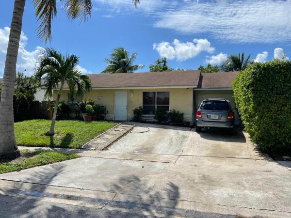Brentwood Lakes, 5560 Jarrand Way, Lake Worth, Florida 33463, image 1