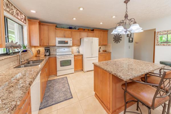 Driftwood Manor, 1106 Kingswood Ln, Fort Pierce, Florida 34982, image 1