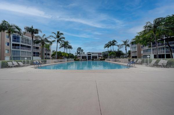 Granville, 7574 Granville Dr #402, Tamarac, Florida 33321, image 1