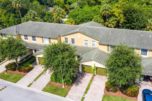 Royal Woods, 22168 Majestic Woods Way #905, Boca Raton, Florida 33428, image 1