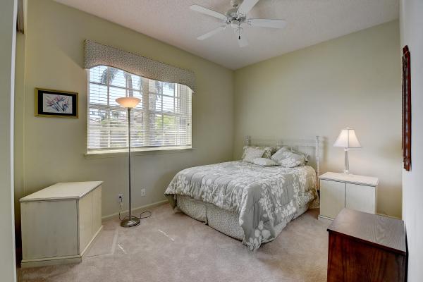 Oxford Place, 8809 Barrymore Ln, Boynton Beach, Florida 33472, image 1