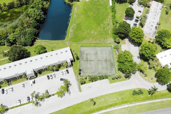 Meadows On The Green, 1505 Meadows Cir W, Boynton Beach, Florida 33436, image 2
