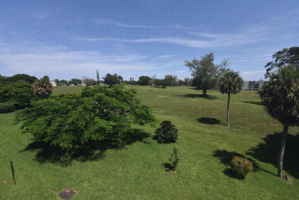Ventnor, 3004 Ventnor G, Deerfield Beach, Florida 33442, image 1