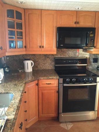 Lake Harbour Towers South, 301 Lake Shore Dr #703, Lake Park, Florida 33403, image 1