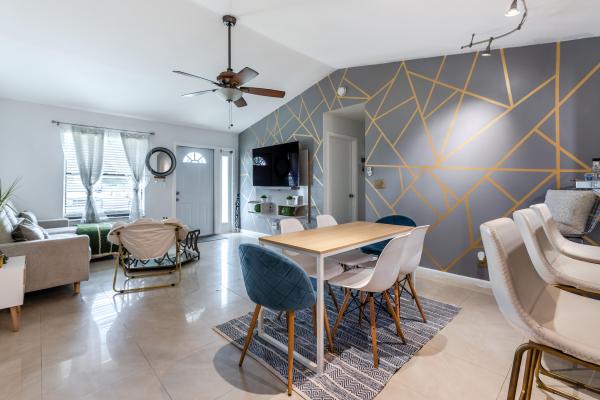 Pine Needle Park, 3816 Parkside Cir, Palm Springs, Florida 33461, image 1
