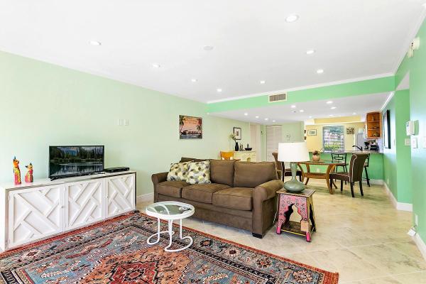 Garden Court Villas, 1901 Presidential Way #F101, West Palm Beach, Florida 33401, image 1