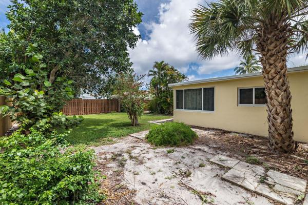 Homewood, 349 Laurie Rd, West Palm Beach, Florida 33405, image 2