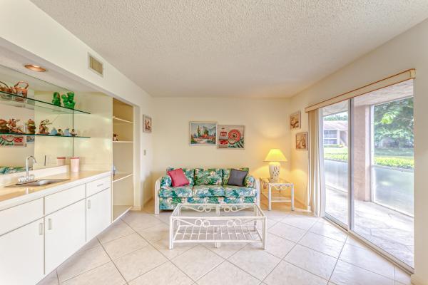 Pine Ridge At Delray Beach, 13790 Oneida Dr #C-1, Delray Beach, Florida 33446, image 2