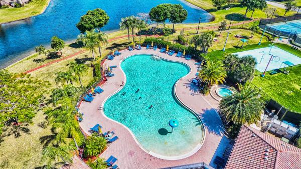 Liberty Bay At Briar Bay, 3311 Commodore Ct, West Palm Beach, Florida 33411, image 3