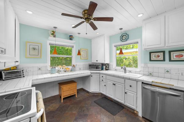 Delray Beach Esplanade, 220 Andrews Ave, Delray Beach, Florida 33483, image 3