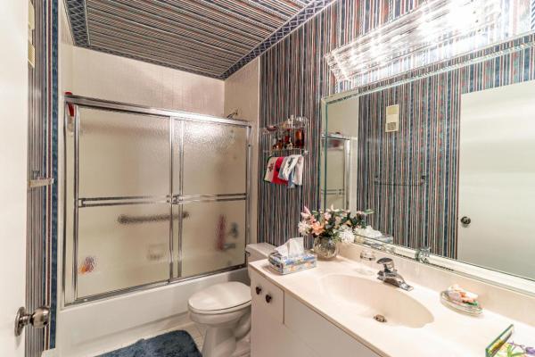 Regal Shores South At Coral Lakes, 5951 Regal Glen Dr #205, Boynton Beach, Florida 33437, image 2