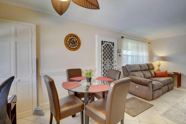 Sterling Village, 460 W Horizons #201, Boynton Beach, Florida 33435, image 2