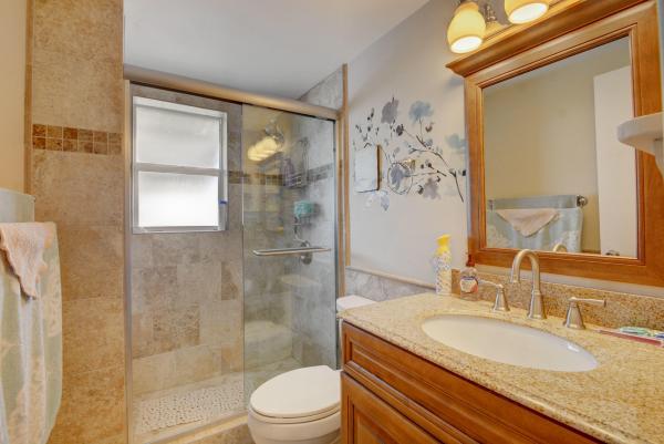 Sterling Village, 460 W Horizons #201, Boynton Beach, Florida 33435, image 3