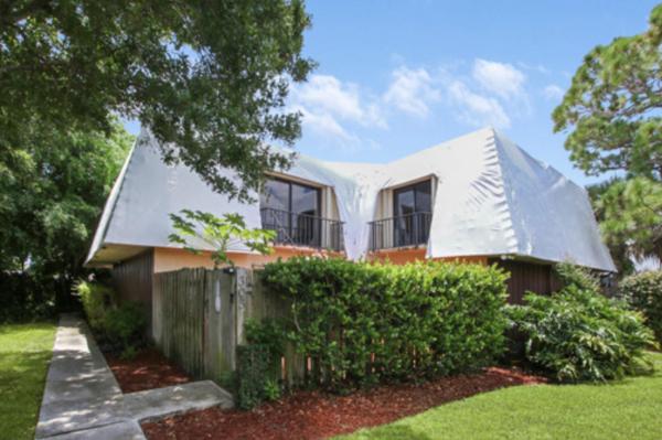 Miramar Townhomes, 303 Miramar Ln, Palm Beach Gardens, Florida 33410, image 2