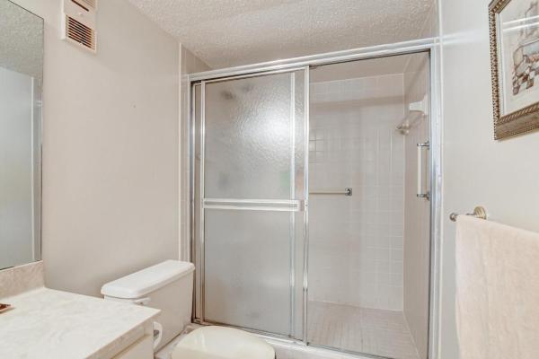 Huntington Lakes 5, 7310 Ashford Pl #405, Delray Beach, Florida 33446, image 2