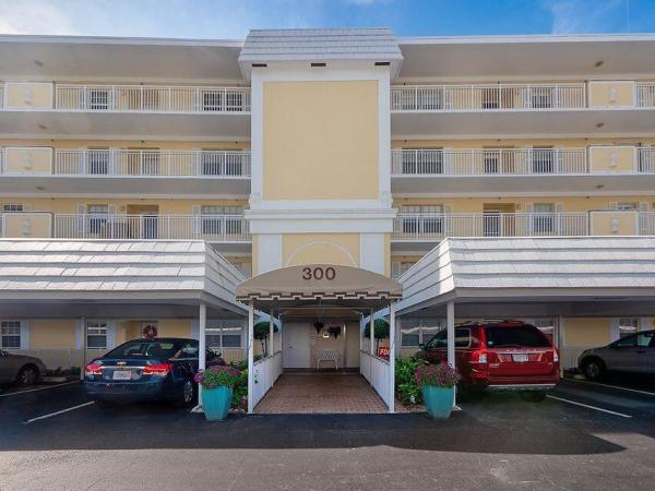 Atlantis Sherbrooke Villas South, 300 John F Kennedy Dr #201, Atlantis, Florida 33462, image 2