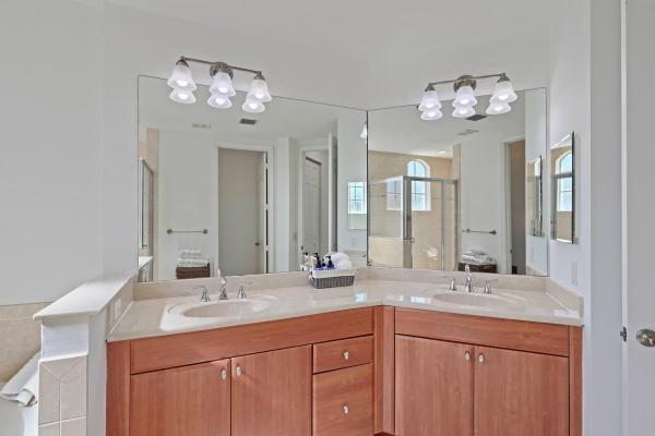Harbour Oaks, 2462 San Pietro Cir, Palm Beach Gardens, Florida 33410, image 1