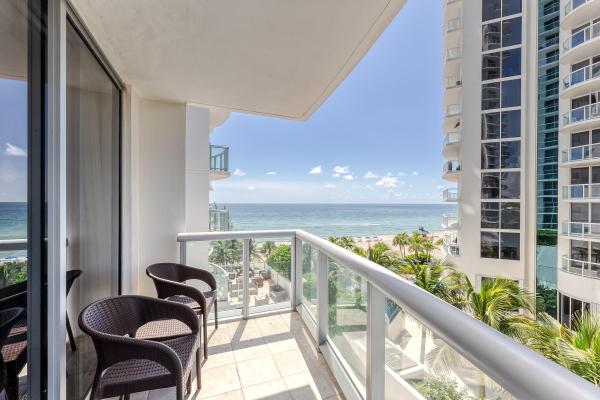 Marenas Resort, 18683 Collins Ave #610, Sunny Isles Beach, Florida 33160, image 1