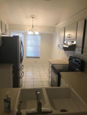 Rivergreen Villas, 1449 SE Rivergreen Cir, Port St. Lucie, Florida 34952, image 2