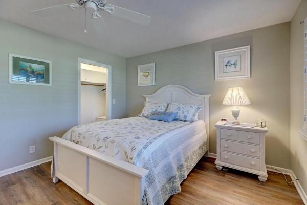 Village Garden, 409 Us Highway 1 #110, North Palm Beach, Florida 33408, image 2