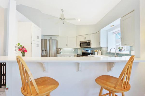 Canterbury, 270 Canterbury Dr W, Palm Beach Gardens, Florida 33418, image 1