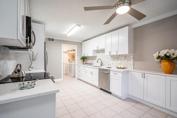 Eastview Village Square, 2920 Florida Blvd #114, Delray Beach, Florida 33483, image 1