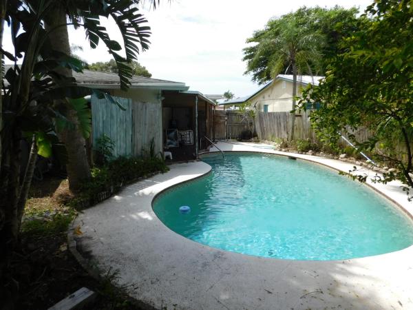 Palm Beach Gardens Estates, 644 Riverside Dr, Palm Beach Gardens, Florida 33410, image 1