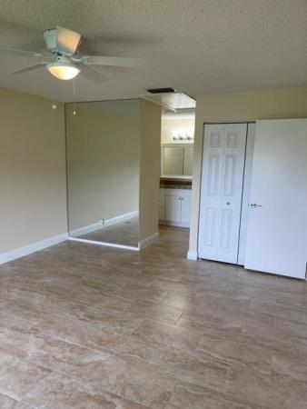 Strathmore Gate West, 467 Long Bow Ct, Royal Palm Beach, Florida 33411, image 2