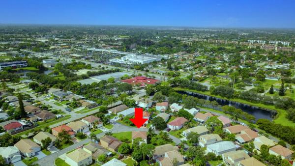 Villages Of Woodlake, 124 Woodlake Cir, Greenacres, Florida 33463, image 2