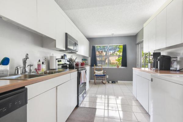 Lago Del Rey, 2741 Zorno Way, Delray Beach, Florida 33445, image 2
