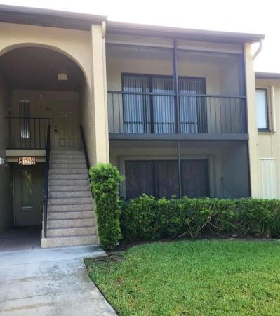 Pine Ridge North 3, 723 Sunny Pine Way #H2, Greenacres, Florida 33415, image 3