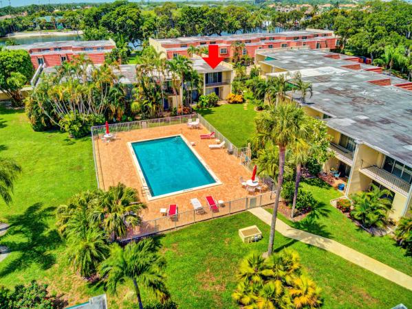 Royale Harbour Of North Palm Beach, 394 Golfview Rd #F, North Palm Beach, Florida 33408, image 2