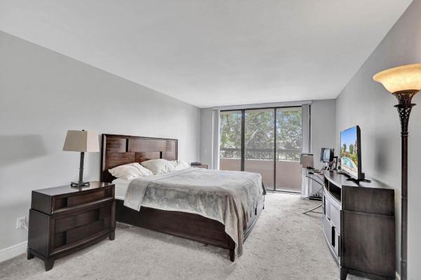 Versailles Court At The Fountains Country Club, 4702 Fountains Dr S #208, Lake Worth, Florida 33467, image 1