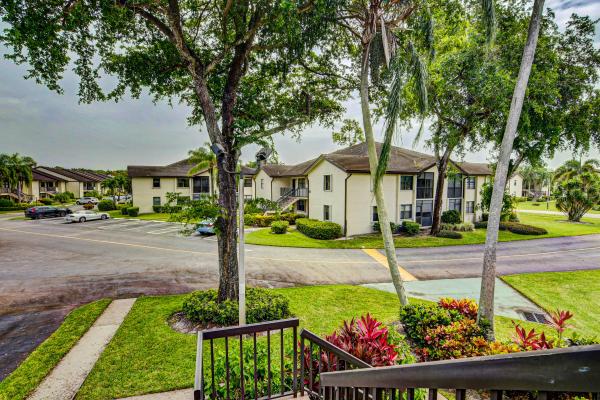 Lucerne Pointe, 7689 Tahiti Ln #202, Lake Worth, Florida 33467, image 1