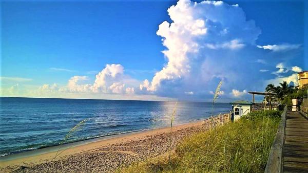Hidden Harbour Of The Palm Beaches, 890 N Federal Hwy #107, Lantana, Florida 33462, image 2