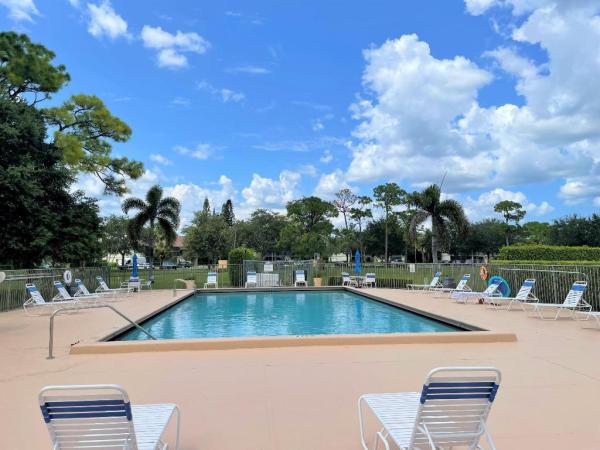 Chasewood South, 6485 Chasewood Dr #C, Jupiter, Florida 33458, image 1