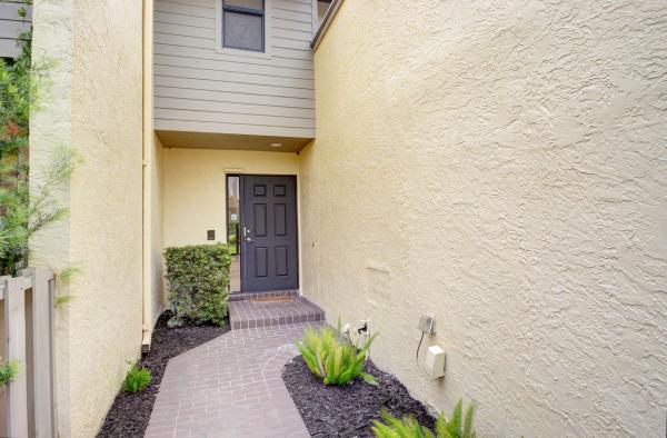 Coventry Green At Wellington, 1961 Canterbury Cir, Wellington, Florida 33414, image 3