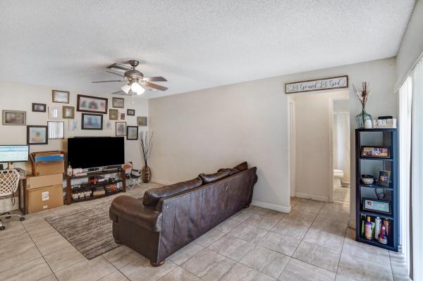 The Crossings Of Boynton Beach, 13 Crossings Cir #B, Boynton Beach, Florida 33435, image 2