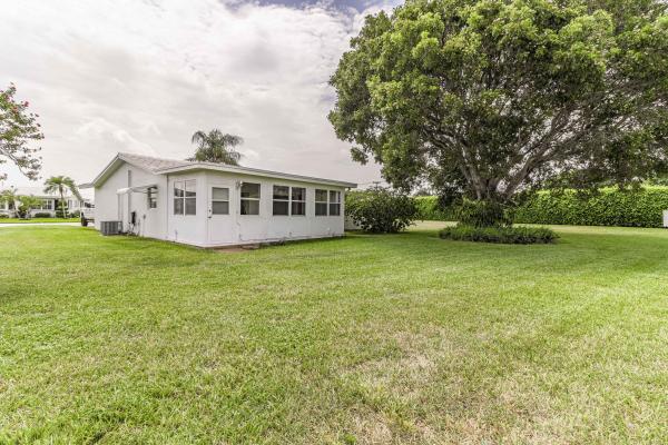 Palm Beach Leisureville, 2401 SW 11th Ave, Boynton Beach, Florida 33426, image 1